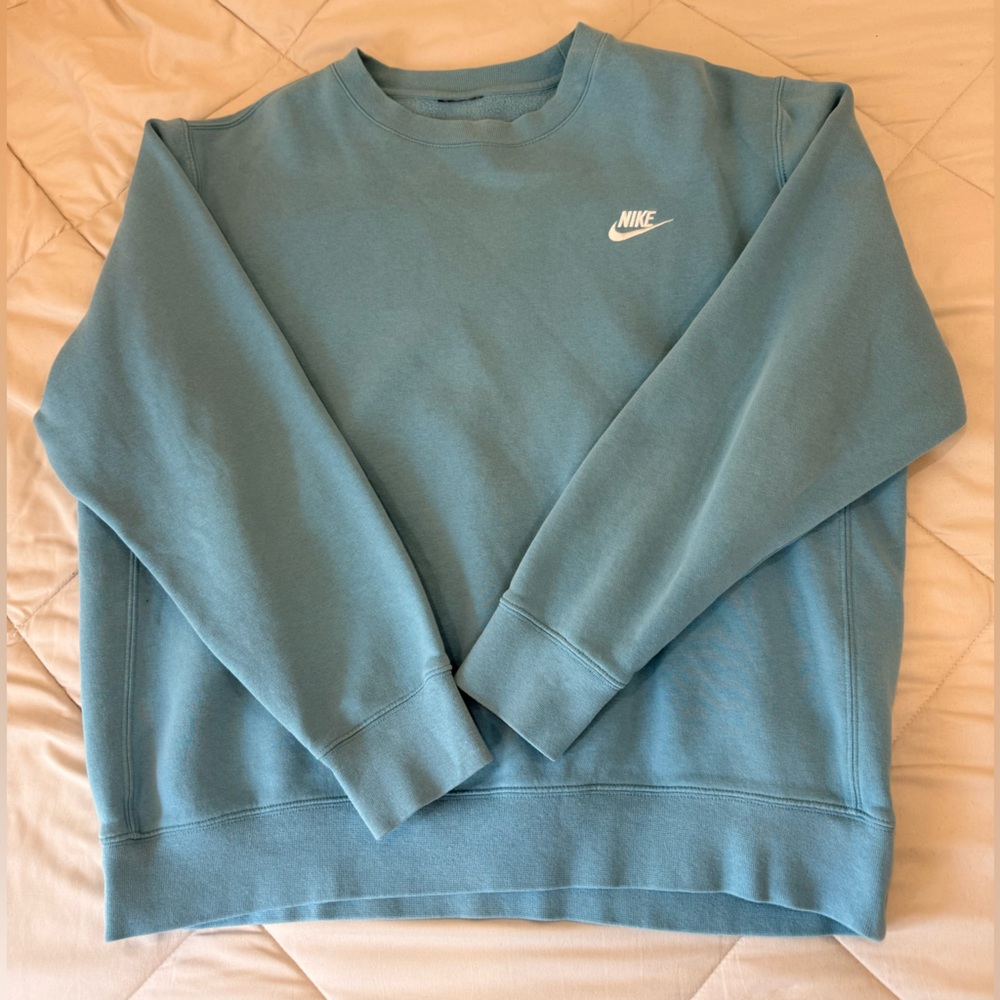 Nike Men's Light Blue Crewneck Sweater